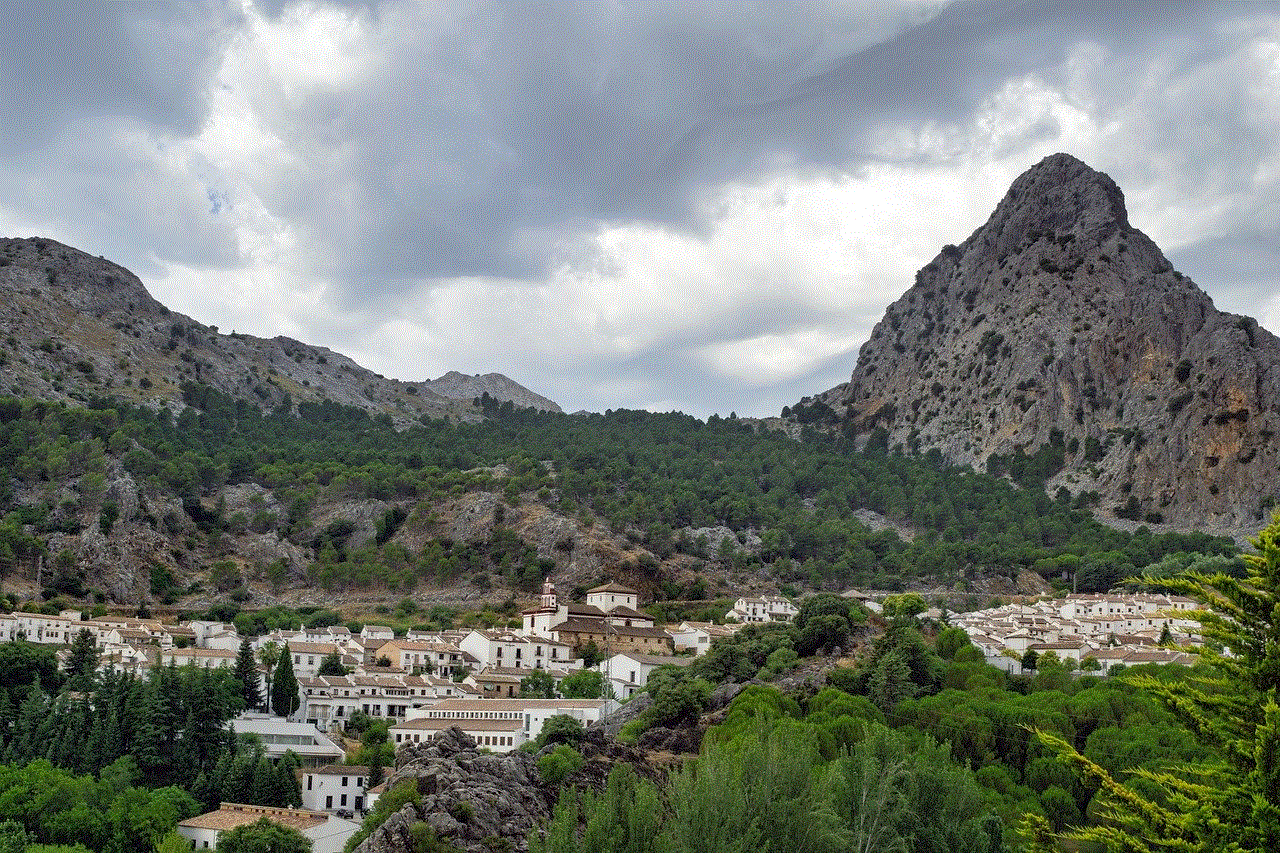 Mountains Houses