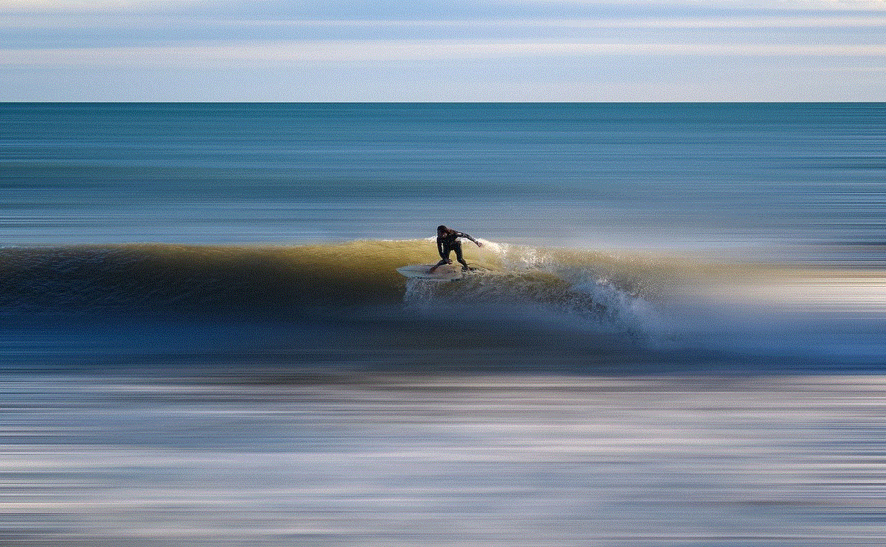 Surfing Sea