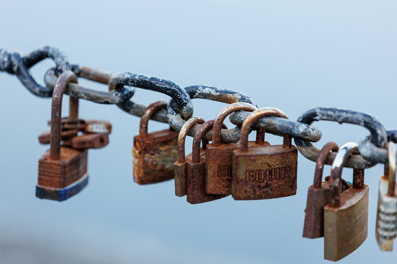 Padlocks Chain