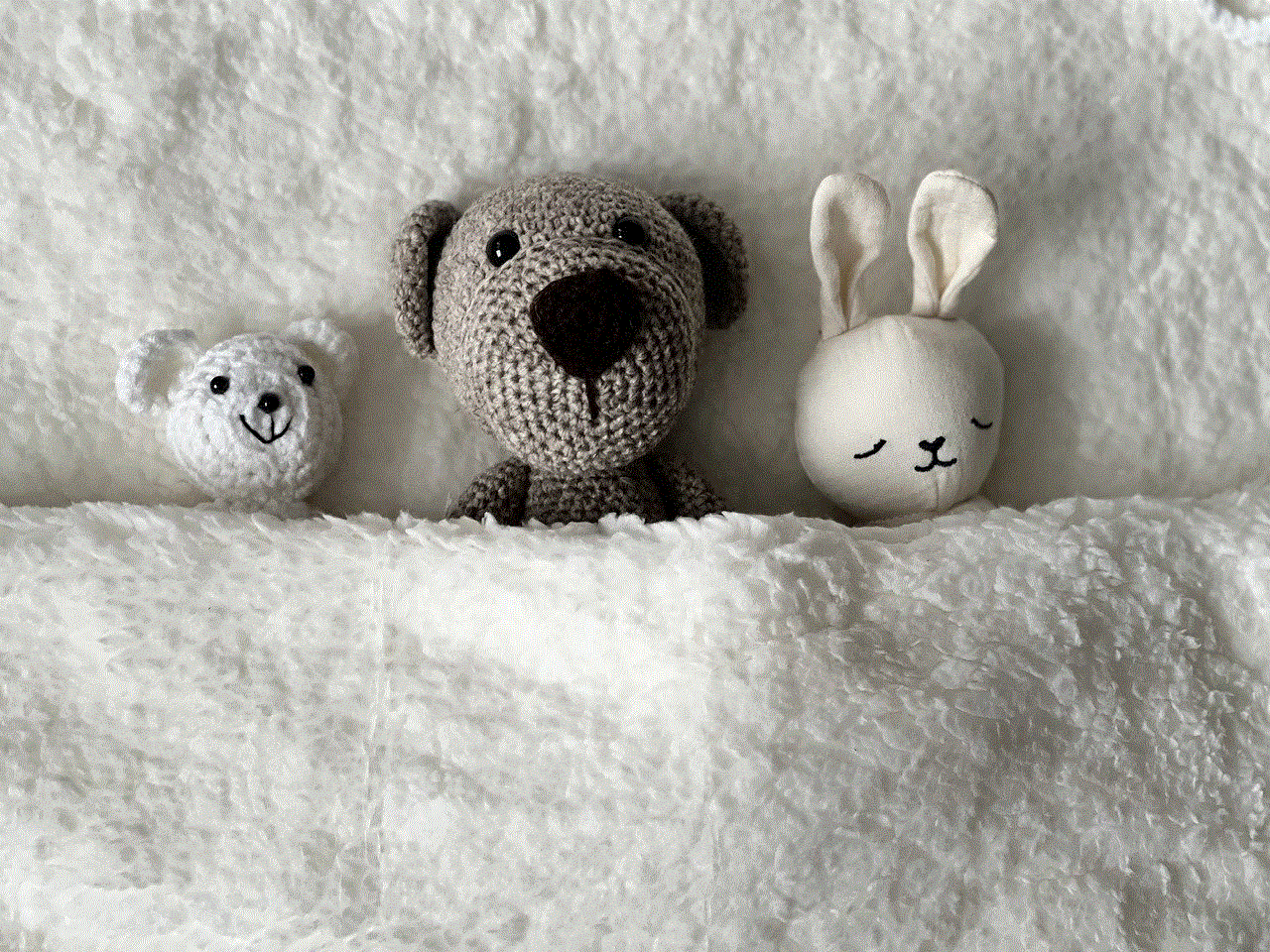 Cuddly Toys Free Wallpaper