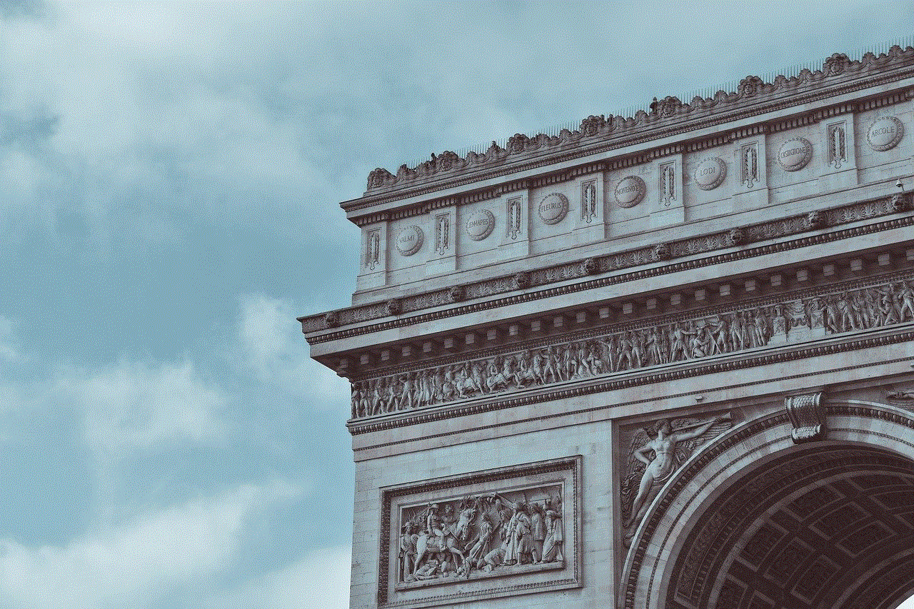 Paris Arc De Triomphe