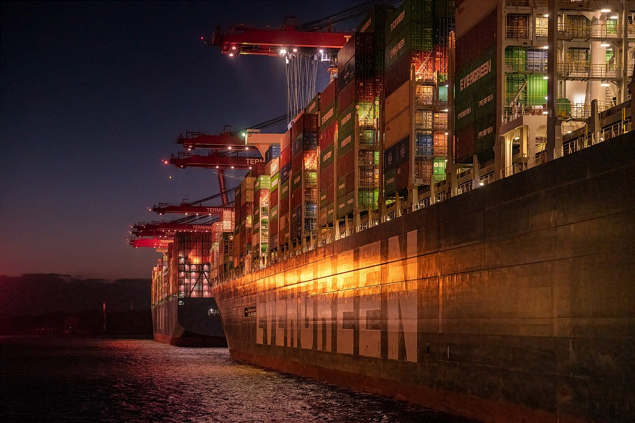 Port Container Ship