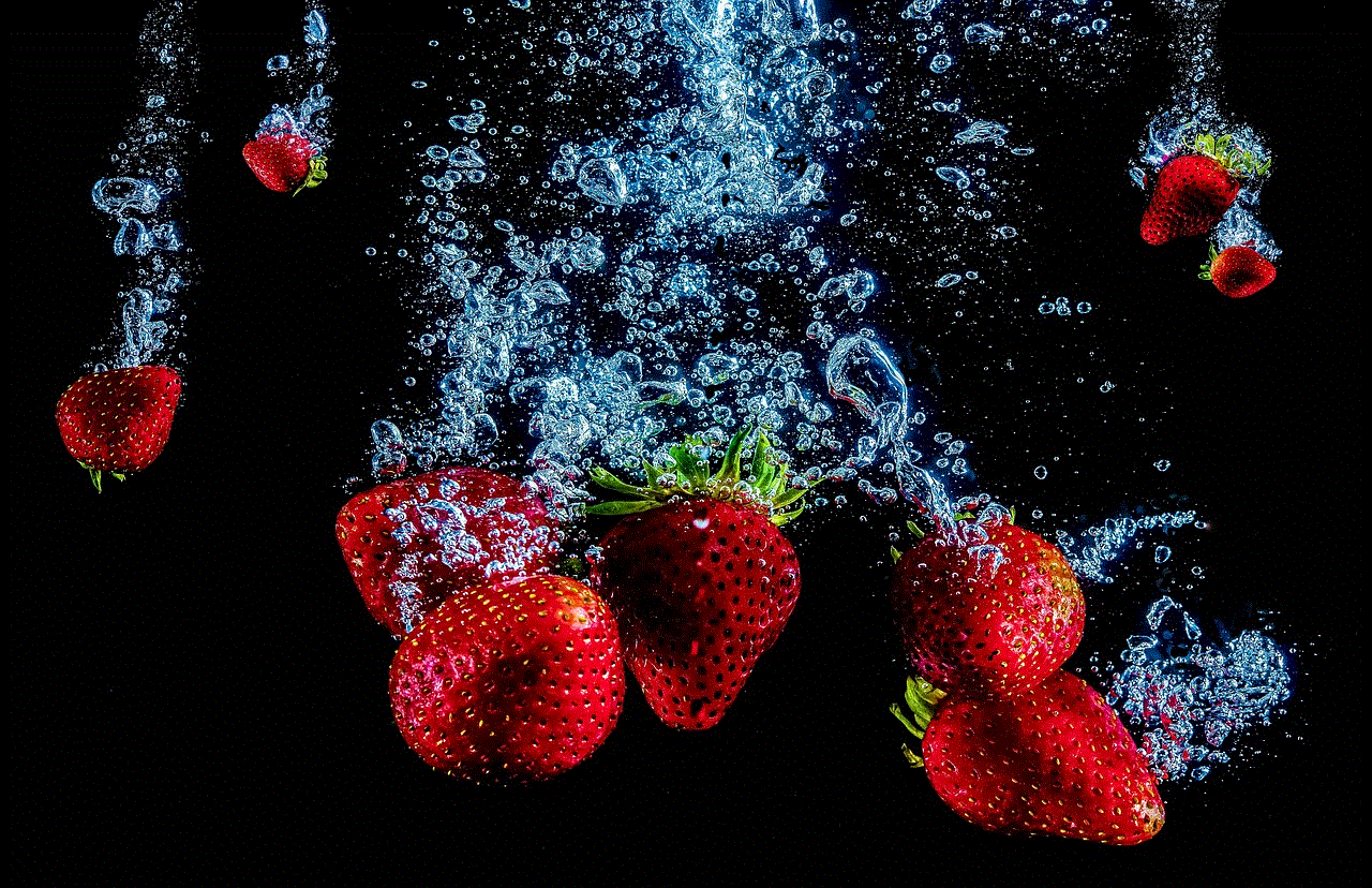 Strawberries Bubbles