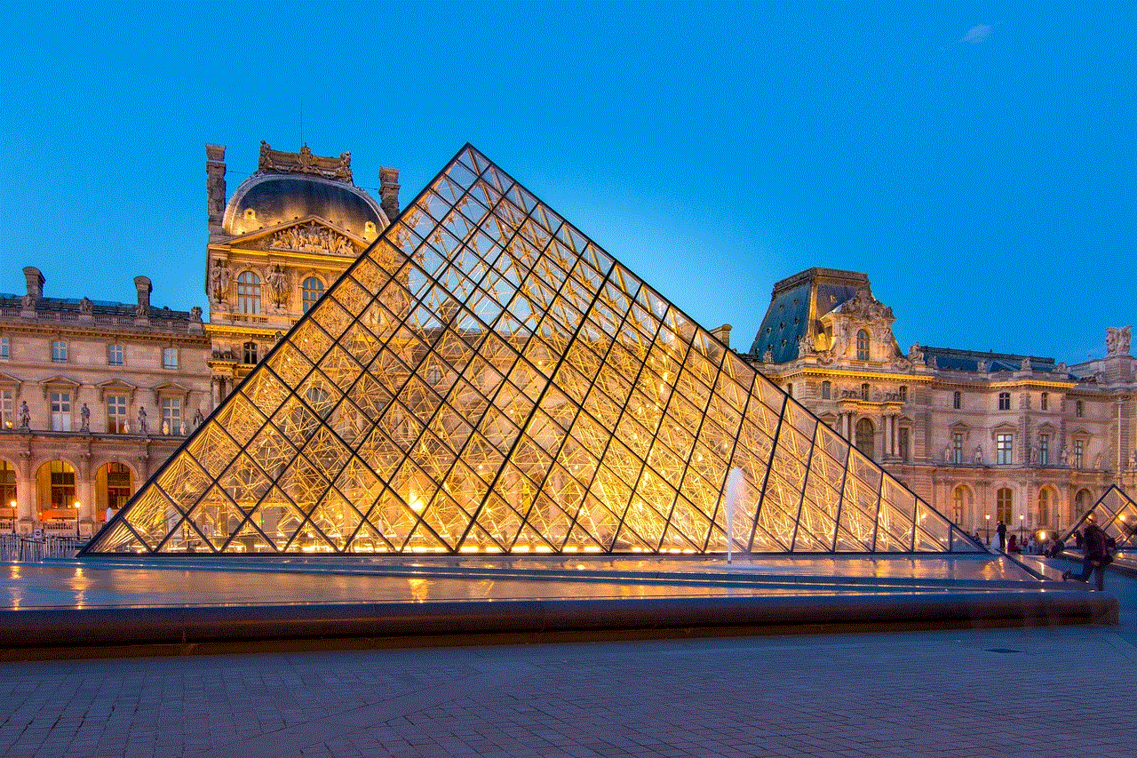 Paris Louvre