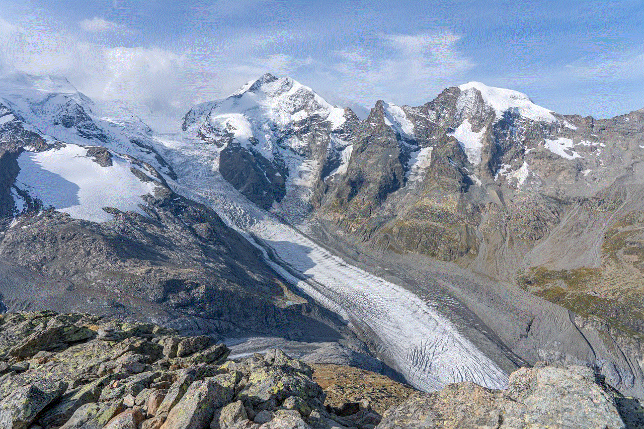 Glacier Morteratsch Glacier