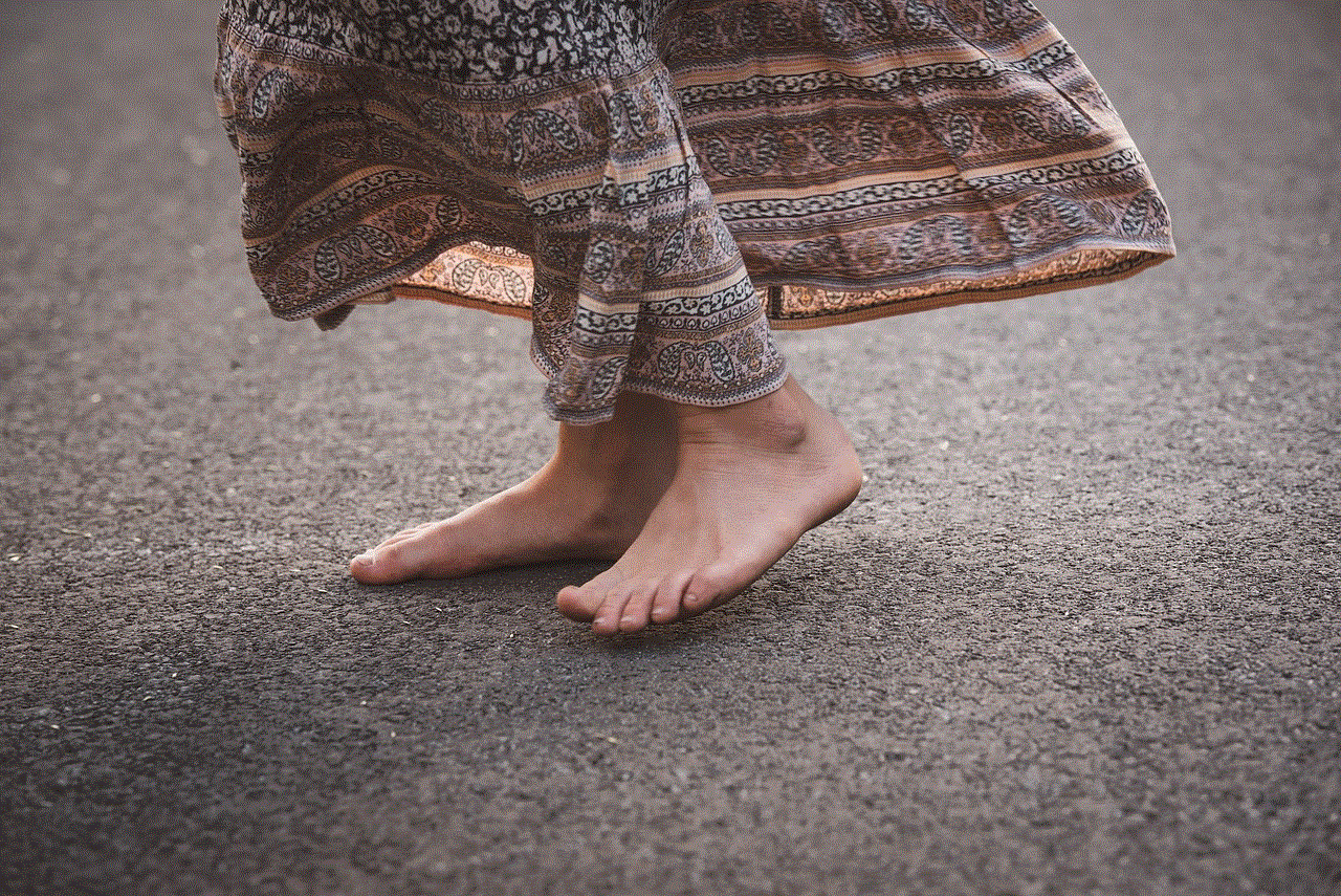 Dance Barefoot