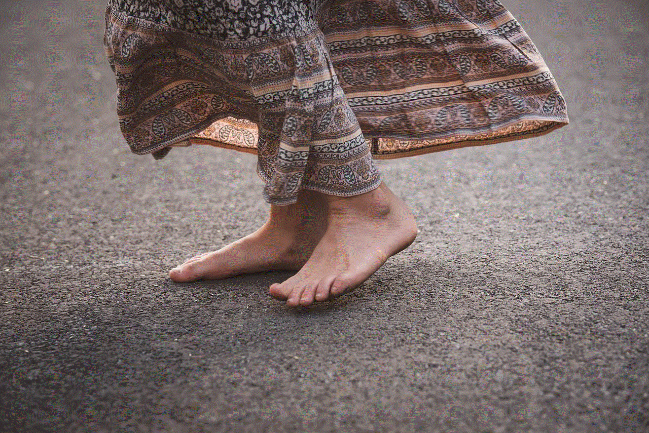Dance Barefoot Dance Barefoot
