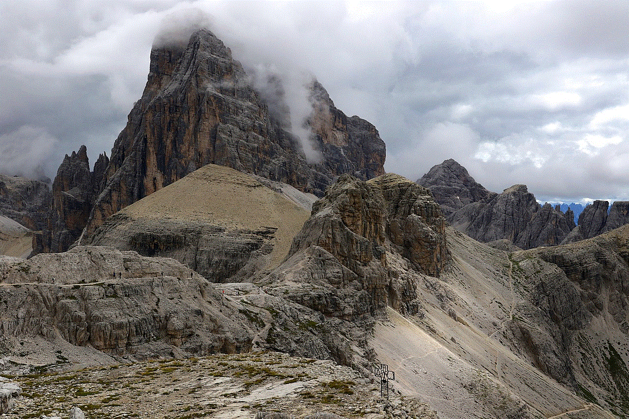 Dolomites Zwolferkofel