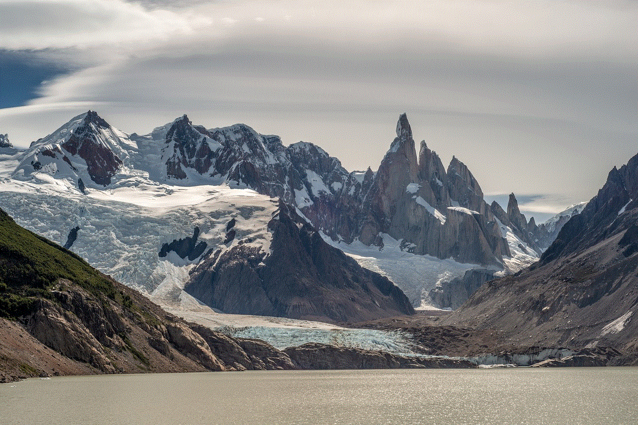 Mountains Lake