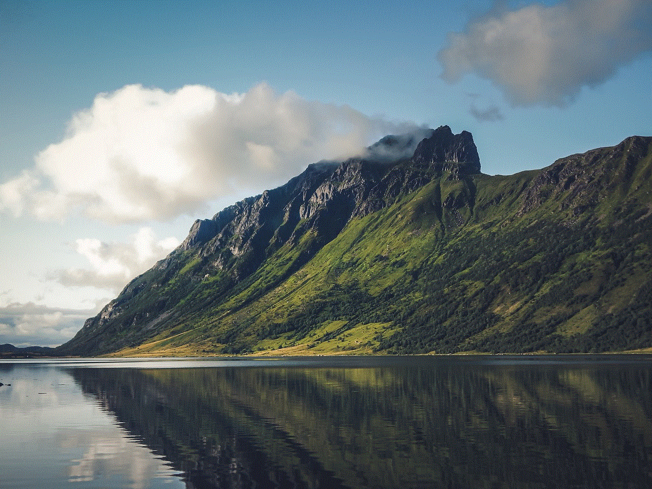 Mountains Lake