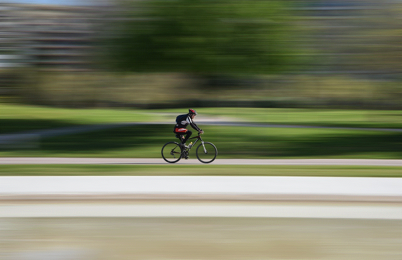 Race Cyclist