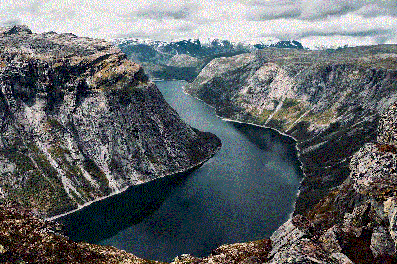Fjord Valley