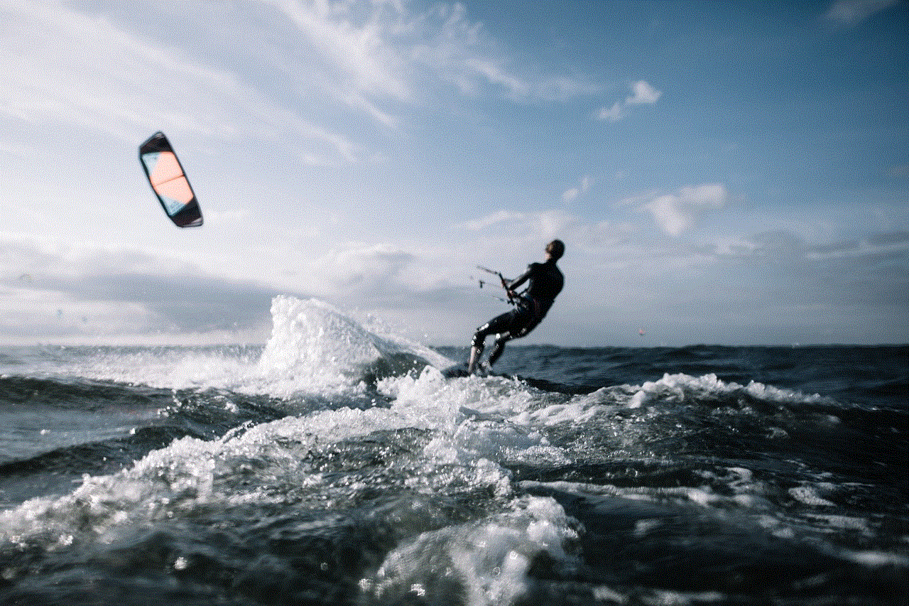 Action Kite Surfing