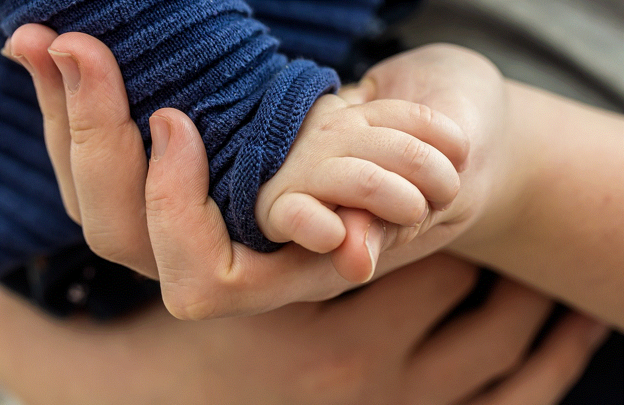 Toddler Hand Child'S Hand